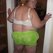 Posing for amateur pics in sexy green panties that was sent to me