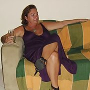 Our very sexy mature fuck buddy GINA came to vist and play