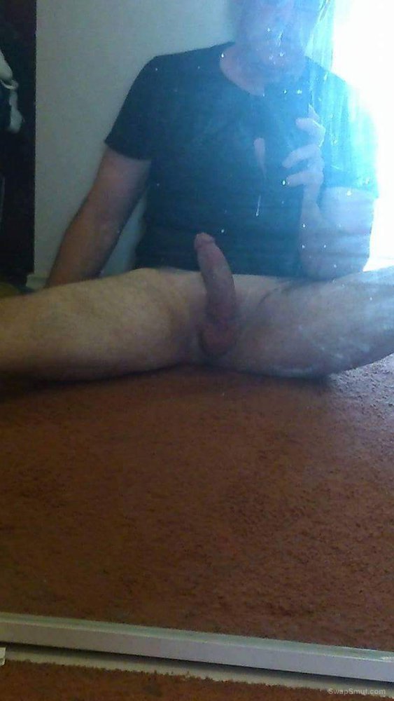 8 inch long by 6 inch girth hope you like looking at swapsmut