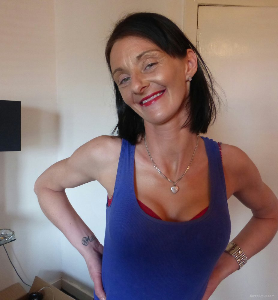 Kay is a sexy mature woman that loves having sexy fun with friends image