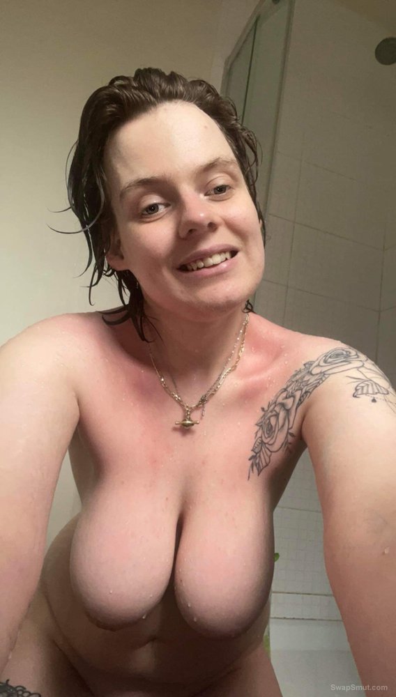 Becky of stoke on Trent’s big tits hanging down