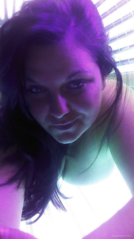 Tanning bed fun, Getting hot in the tanning bed, and making some hot pictures