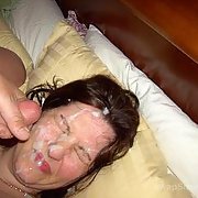 Donna slut with her boyrfriends face covered with sperm