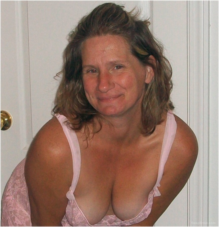 Sherry - Lynn sexy mom, swinger and great lover