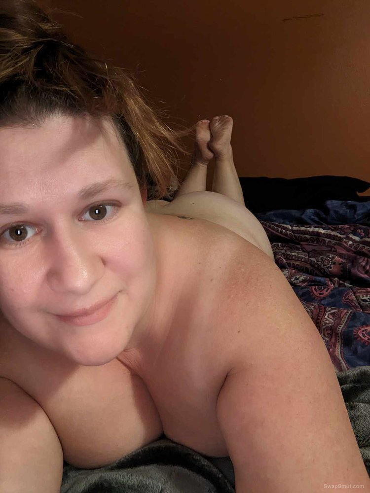 Amateur Chubby Tit Mom Selfies - Amateur BBW brunette mom Tiffany nude topless big titties