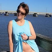 Amateur Exhibitionist Wife Out And About
