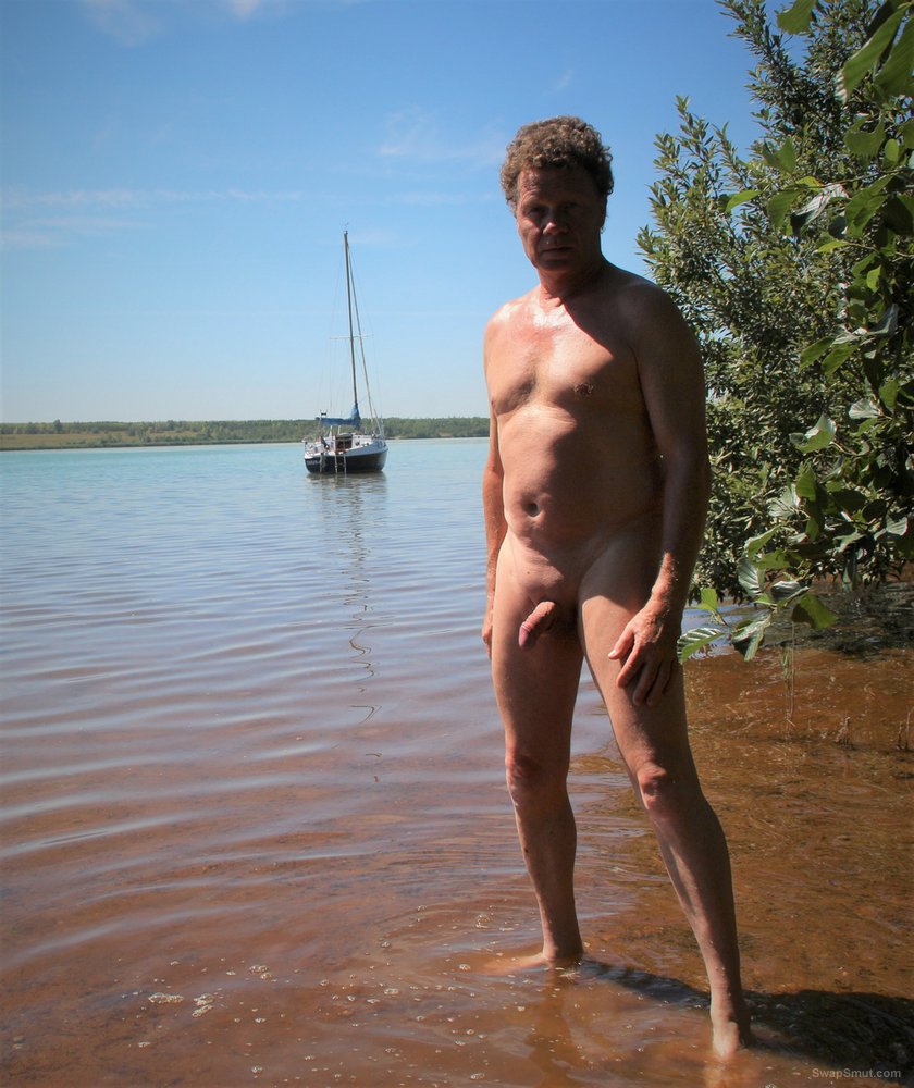 Matti am See rasiert und nackt shaved Gay