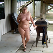 MY HOTTIE WIFE AT THE COMPANY BARBEQUE COMPLETELY NAKED