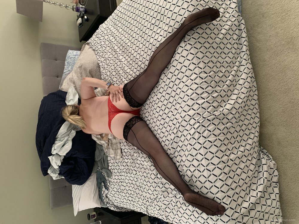 PAWG MILF in stockings on her bed