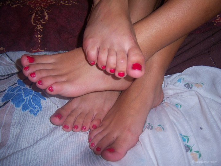 Pictures of my friends sexy feet for all you foot fetish lovers