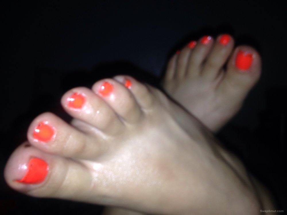 Showing off my new pedicure and hope you guys enjoy