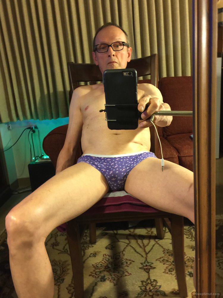 Panty waist fag pervert exposes himself